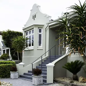Conifer House 4* Port Elizabeth