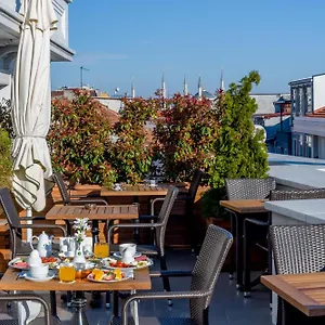 Bizim 3* Istanbul